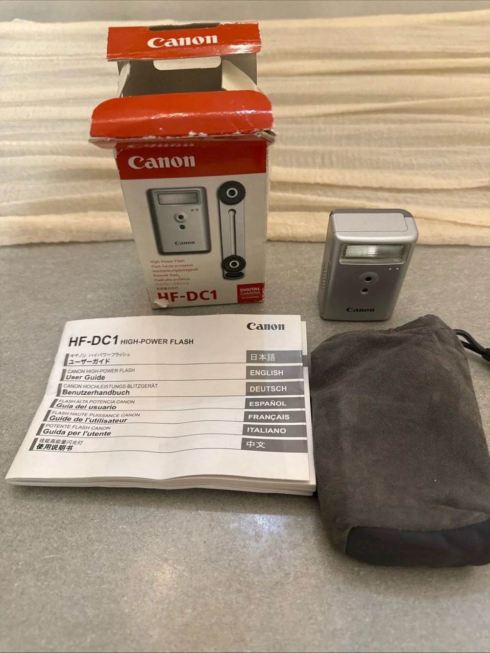 Canon HF-DC1 Flash Accessory in Red, White, Silver